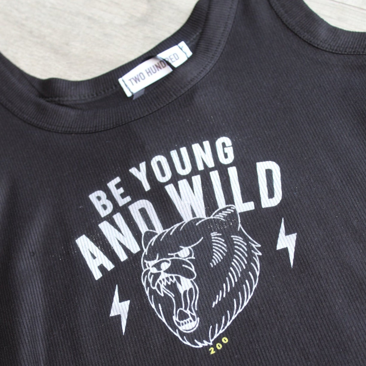 Polera sin mangas Wild